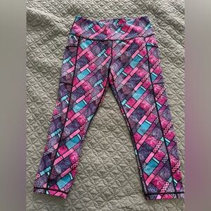 Constantly varied gear capris size medium